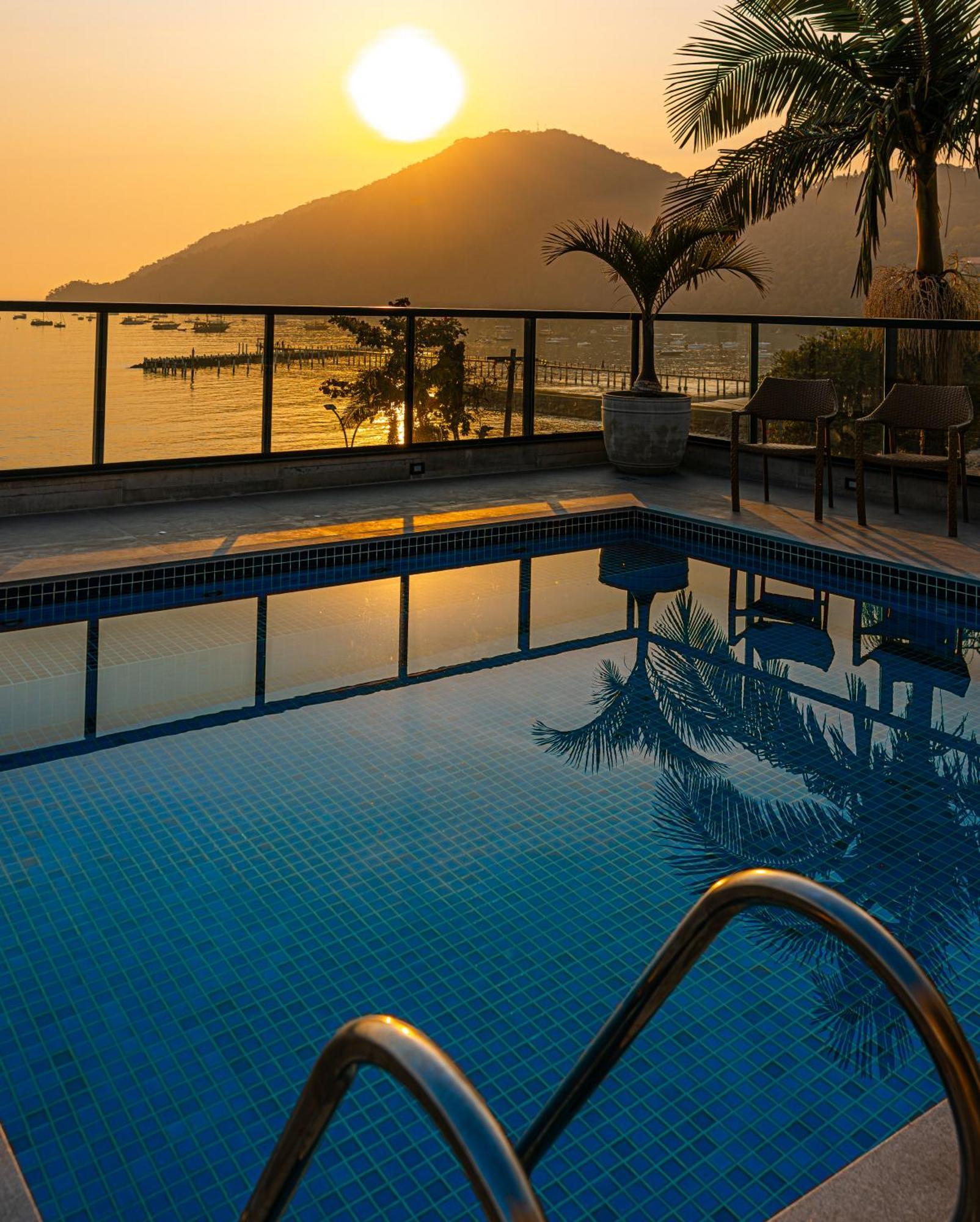 Ubatuba Praia Hotel *